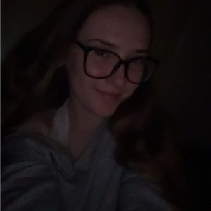 Meet your Posher, Brenna